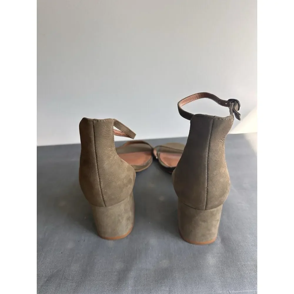 Steve Madden Size 8M Olive Green Irenee Chunk Heel Ankle Strap Block 2.5 Leather